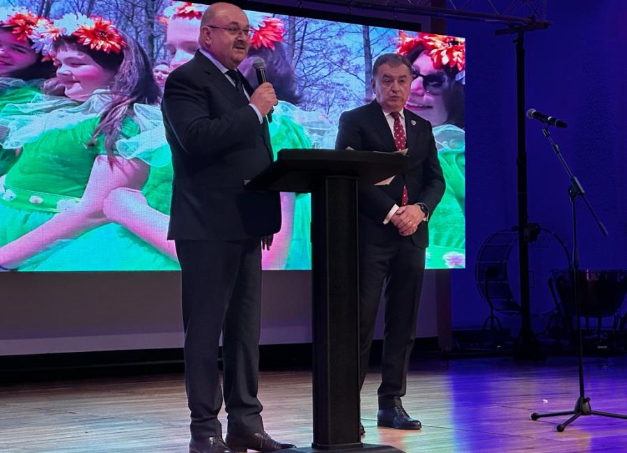 Ion Mînzînă: 'Simfonia Lalelelor este expoziţia floricolă cea mai cunoscută din România'