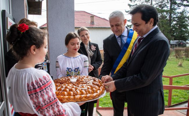 Ambasadori de pe trei continente au fost prezenți la Călinești