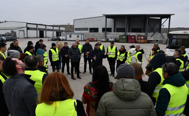 Experți în gestiunea deșeurilor din toată țara, în vizită la Centrul de Management Integrat al Deşeurilor din Albota