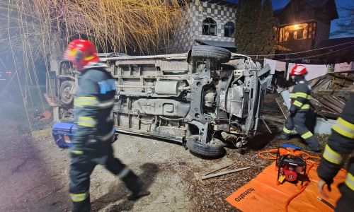 ACUM! Ambulanță, accident GRAV în Argeș