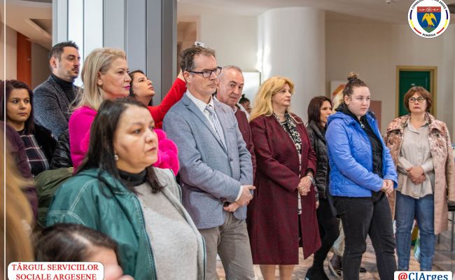 Vicepreședintele Consiliului Județean Argeș, Adrian Bughiu, la deschiderea Târgului Serviciilor Sociale Argeșene
