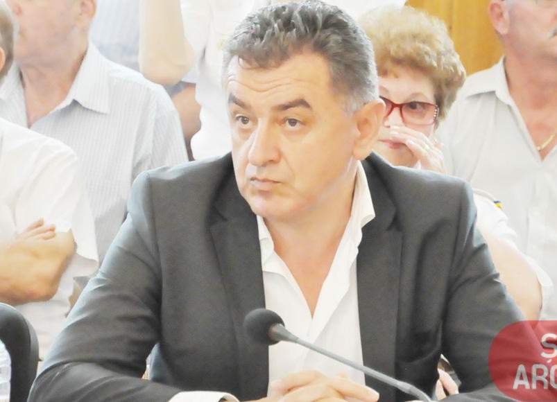 Felicitare Cristian Gentea, primarul municipiului Piteşti 