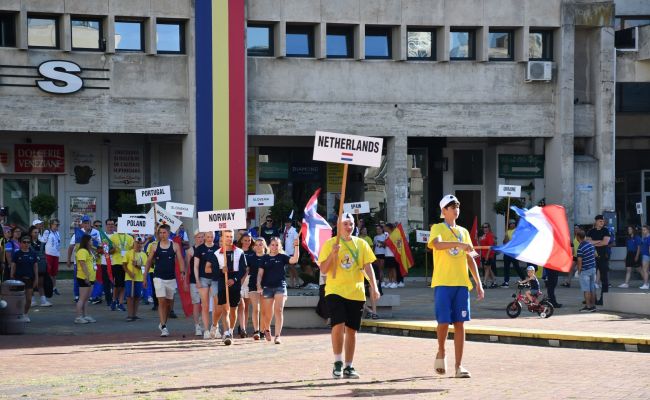 Aseară a avut loc deschiderea Campionatului European de kaiac-canoe