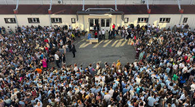 Aproximativ 6.000 de elevi, preșcolari și antepreșcolari au început noul an școlar la Mioveni