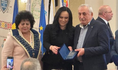 Gheorghiță Boțârcă a primit distincția pentru cel mai longeviv primar de oraș din România
