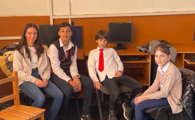 Peste 200 de elevi, la concursul județean "Emoție de toamnă" de la Bălilești