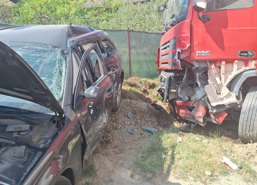 ACUM! Accident cu DOUĂ VICTIME în Argeș!