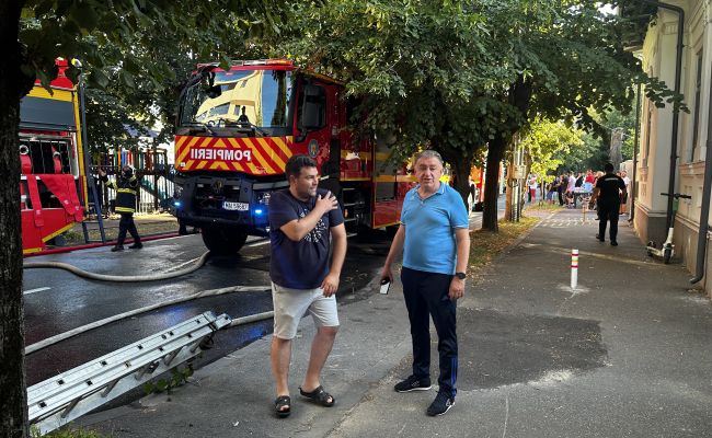 VIDEO! Primarul Gentea, sprijin la restaurantul din Piteşti care a luat foc