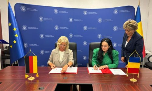 Parteneriat important parafat de către ministrul Simona Bucura Oprescu