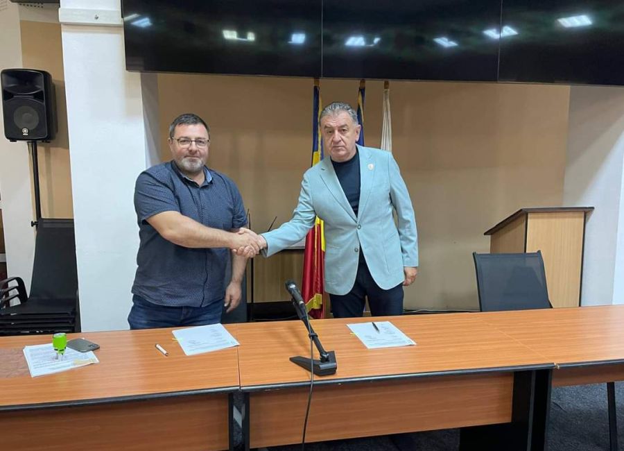 O nouă investiție importantă în Pitești! Primarul Cristian Gentea a semnat contractul