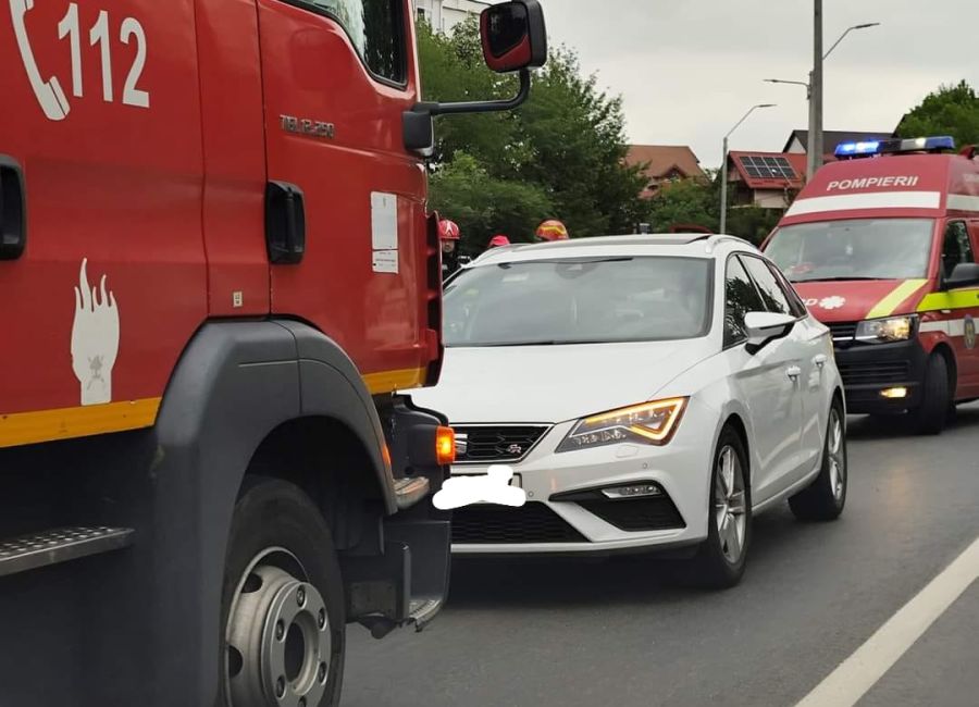 ACUM! Accident cu DOUĂ VICTIME în Piteşti!