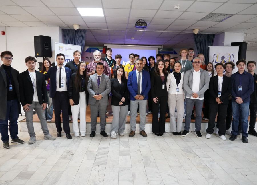 Dialog între tineri și decidenți locali