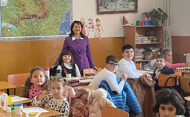 Peste 200 de elevi, la concursul județean "Emoție de toamnă" de la Bălilești