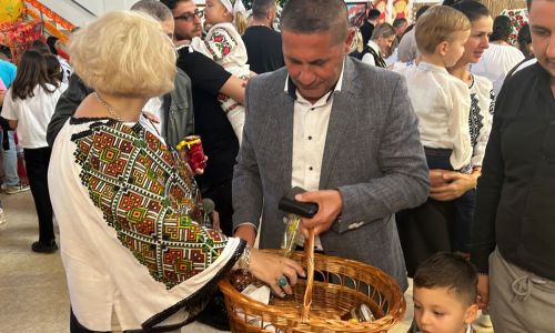Sărbătoare în școlile din comuna Bradu!