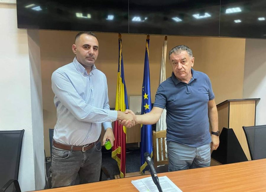 Contract important semnat de primarul Cristian Gentea