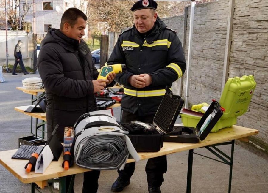 Tehnică nouă de intervenție în dotarea pompierilor argeșeni, cu fonduri de la CJ Argeș