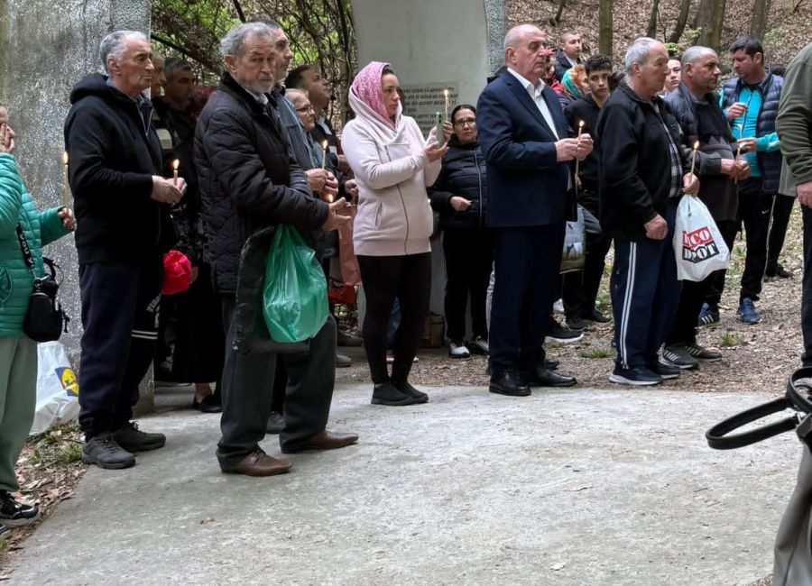 Primarul Nicolae Velcea, în mijlocul credincioșilor la slujba de Izvorul Tămăduirii!