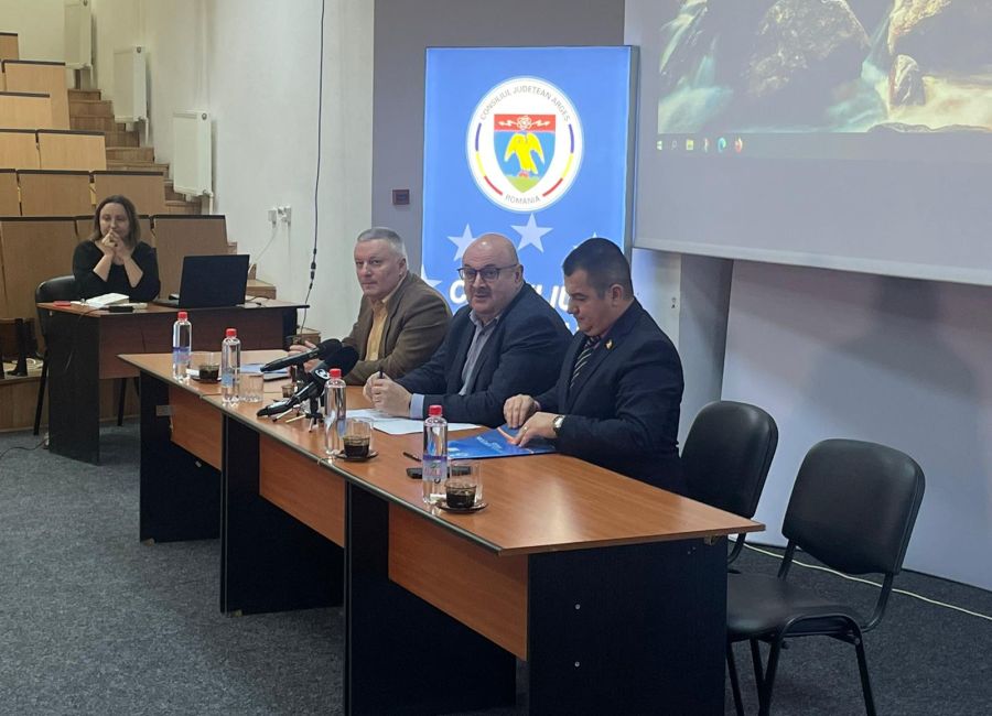 Ion Mînzînă: 'Alocăm 55% din buget pentru dezvoltare'