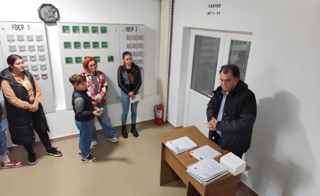 13 apartamente și garsoniere repartizate tinerilor din Mioveni