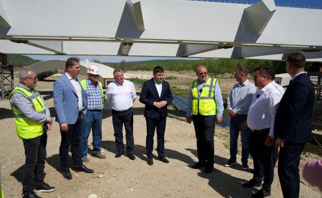 Ion Mînzînă: "Dezvoltăm infrastructura rutieră din Mioveni"