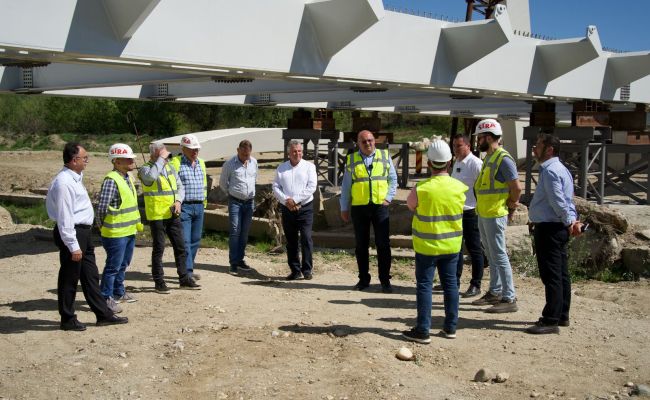 Ion Mînzînă: "Dezvoltăm infrastructura rutieră din Mioveni"