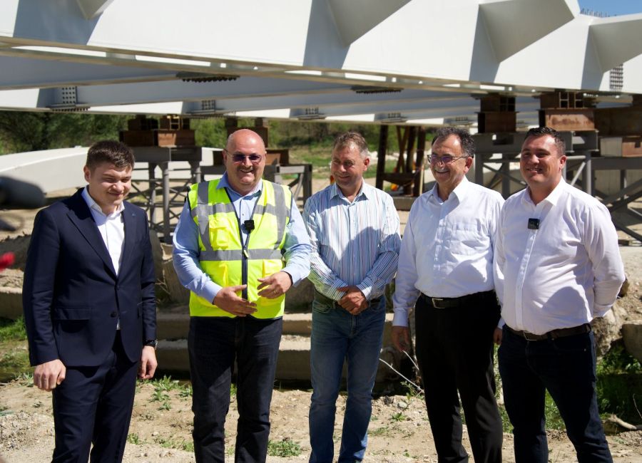 Ion Mînzînă: "Dezvoltăm infrastructura rutieră din Mioveni"