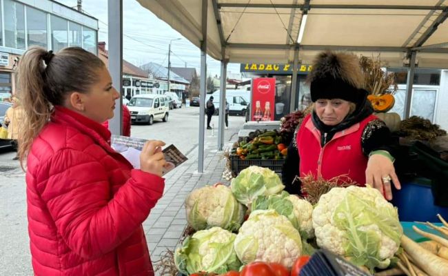 Ministrul Simona Bucura-Oprescu și echipa PSD, în mijlocul piteștenilor! Piteștiul, în prim-planul dezvoltării naționale și europene datorită Guvernului Ciolacu și implicării parlamentarilor PSD Argeș!