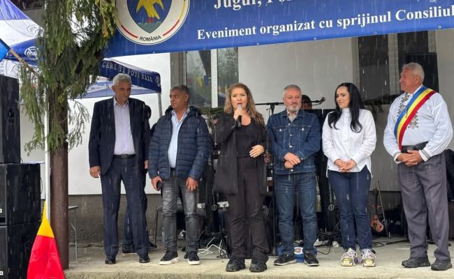 Tradițiile sunt respectate cu sfințenie în comuna Poienarii de Muscel