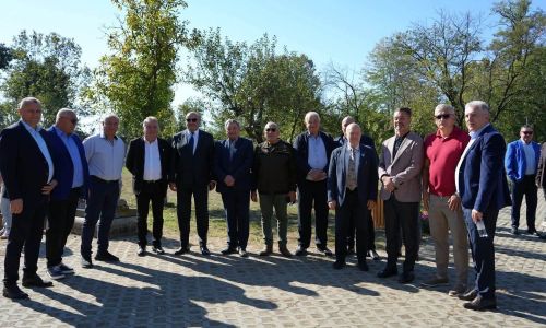 Argeșul își sărbătorește oamenii. Personalități care au dus numele județului în țară și în lume
