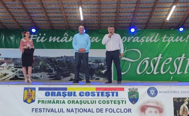 Ion Mînzînă, la Costești: “Să fim mai buni, mai  solidari, mai uniți, pentru că numai așa putem avea un viitor!”
