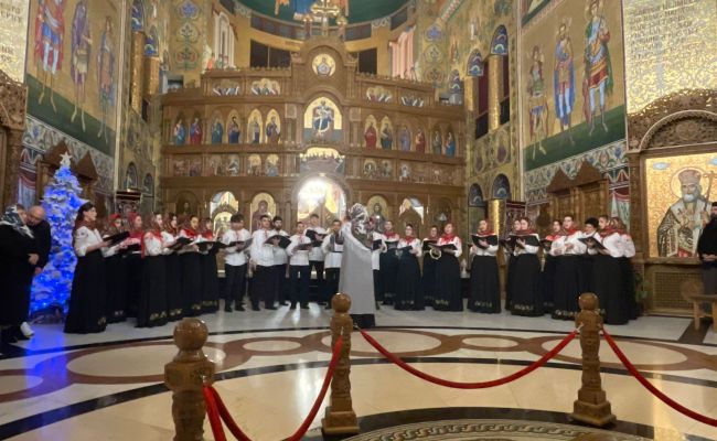Colindătorii din Republica Moldova, concert extraordinar de colinde la Mioveni