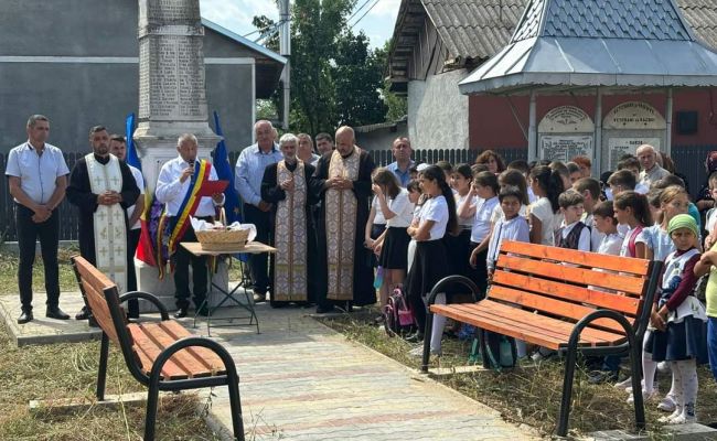 Momente solemne în comuna Oarja!