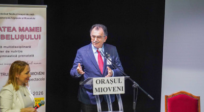 La Mioveni a avut loc conferința "Sănătatea mamei și a bebelușului"
