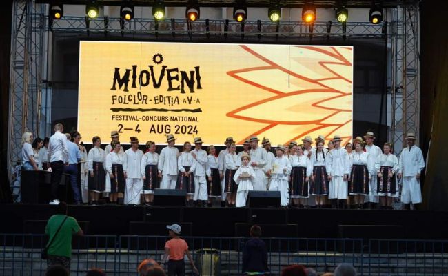 Festivalul Național de Folclor de la Mioveni și-a desemnat câștigătorii