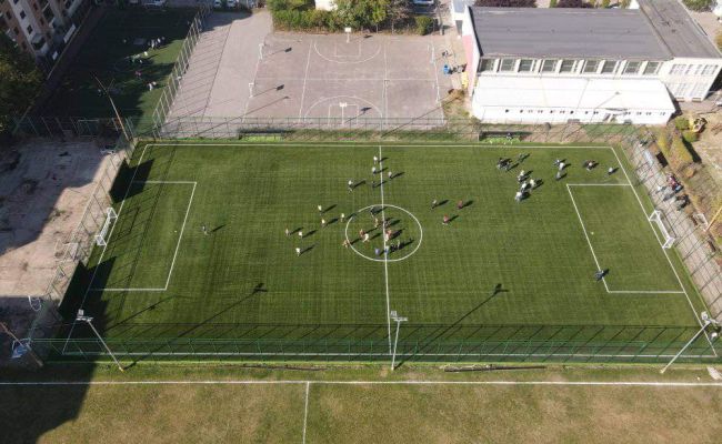 Investiție URIAȘĂ în Pitești! Terenul de fotbal "Aripi" a fost MODERNIZAT