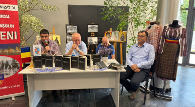 Zilele Orașului Mioveni au debutat cu lansarea romanului „Daniel și Daniil”