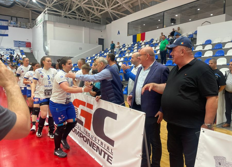 Echipa de handbal feminin de la Mioveni rămâne în Liga Florilor