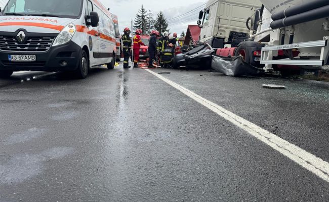 ACUM! Accident cu DOI MORȚI în Argeș!