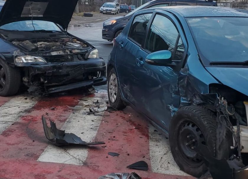 ACUM! Accident GRAV în Argeș! Intervine DESCARCERAREA