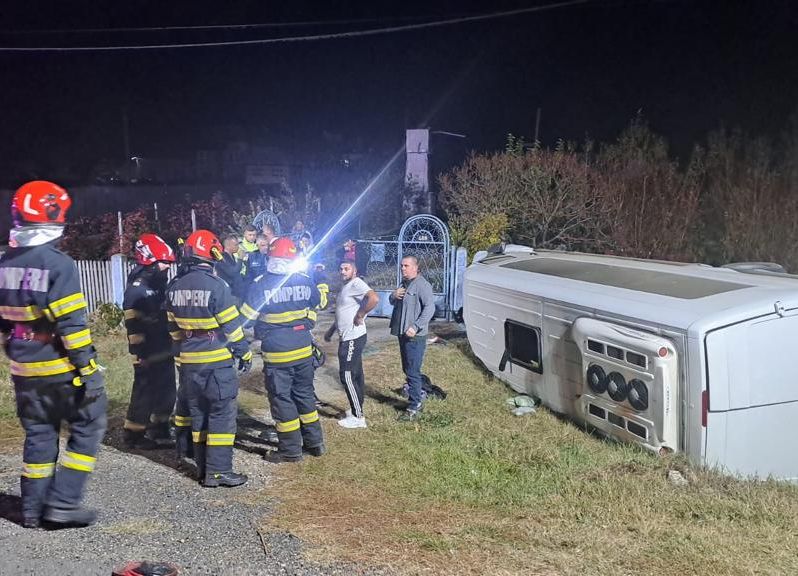 ACUM! Plan ROȘU de intervenție în Argeș! Accident cu 13 victime