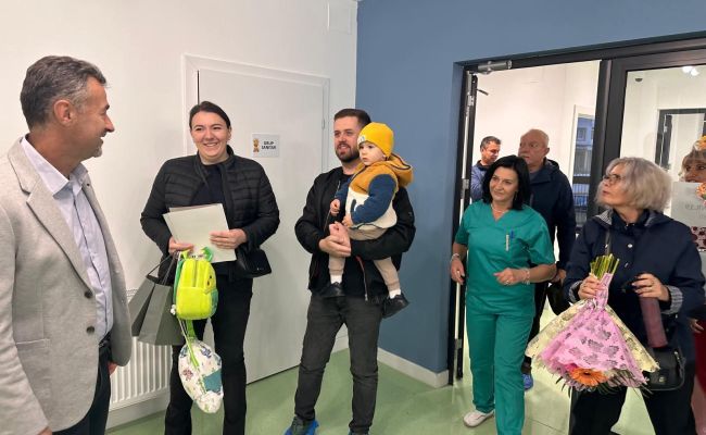 Creșa „Albina” din Pitești își primește, de astăzi, primii beneficiari.