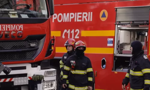 Un bărbat a MURIT într-un incendiu izbucnit într-un apartament din Pitești