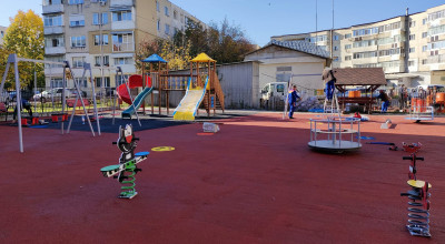 Loc de joacă REABILITAT la Mioveni