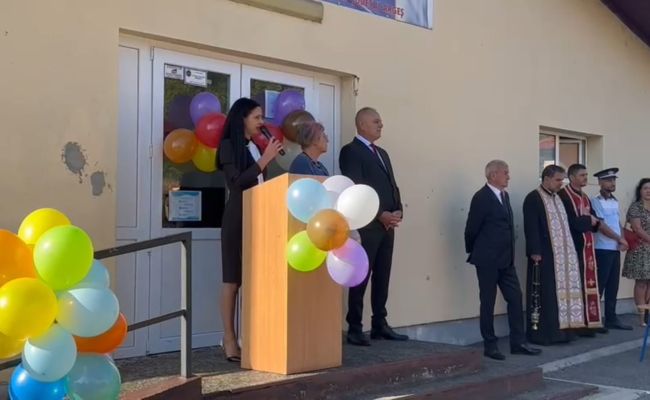 Bucurie la începutul anului școlar în comuna argeșeană Mărăcineni
