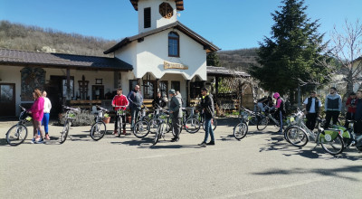 Eveniment unic la Topoloveni! Studenţii au vizitat oraşul pe biciclete