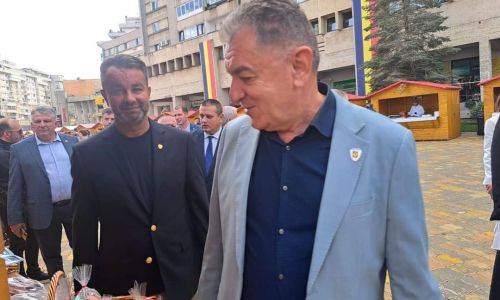 Senatorul Ovidiu Puiu a fost prezent la deschiderea Târgului "Toamna Piteșteană"