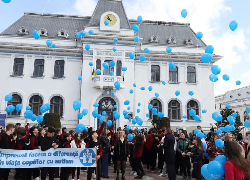 La Pitești a fost marcată Ziua Internațională de Conștientizare a Autismului