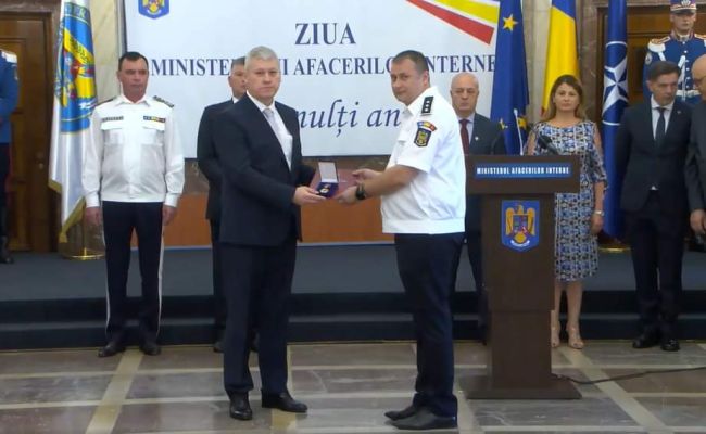 Șeful DGA Argeș, premiat de Ministerul Afacerilor Interne