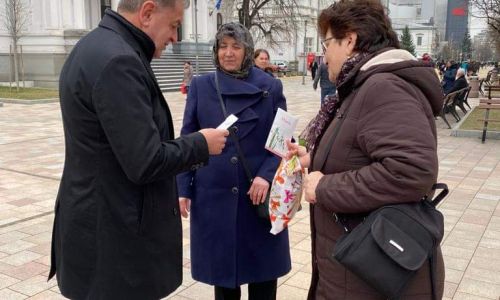 Primarul Cristian Gentea a oferit mărțișoare doamnelor și domnișoarelor