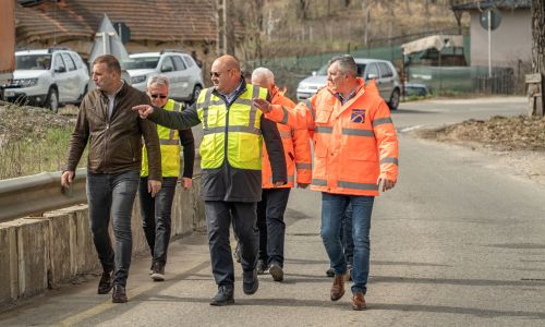 Ion Mînzînă : "Începe construcția noului pod de la Poiana Lacului"